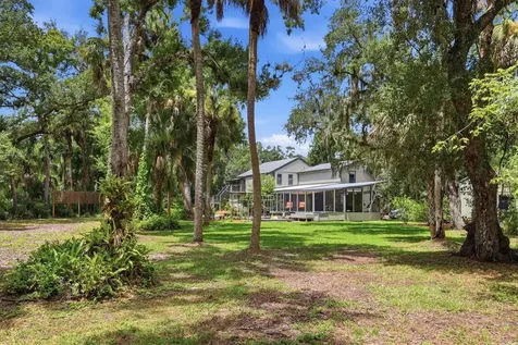 3805 62nd Street E Bradenton FL 34208