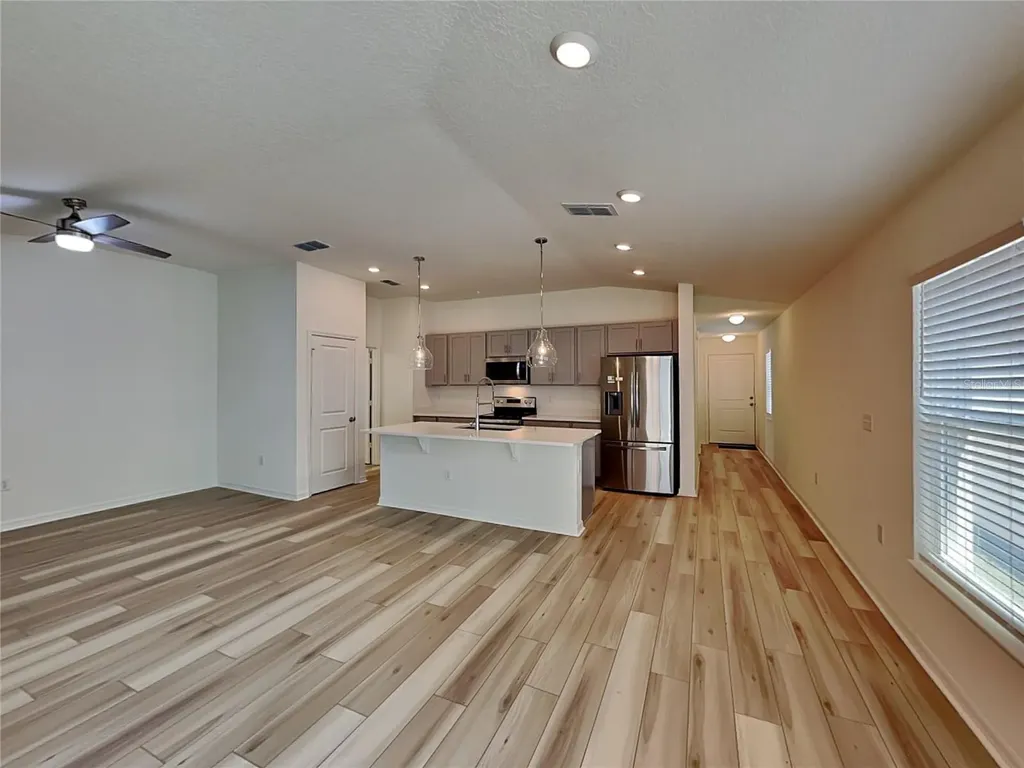 1052 Papaya Circle Davenport FL 33897