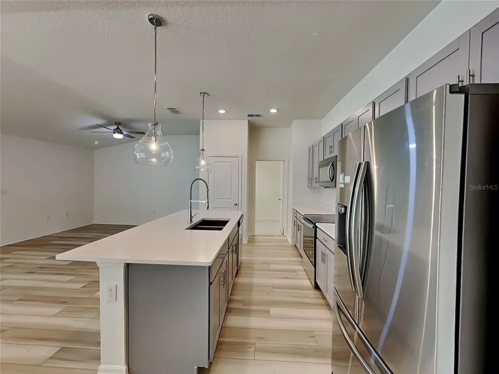 1052 Papaya Circle Davenport FL 33897