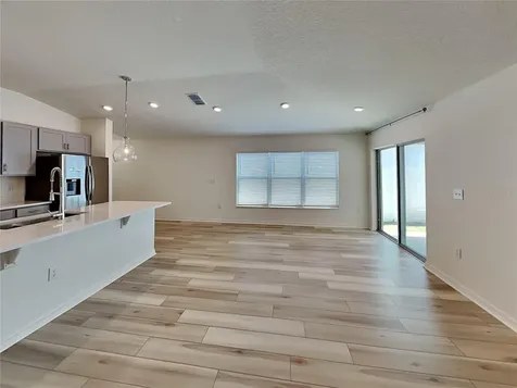 1052 Papaya Circle Davenport FL 33897