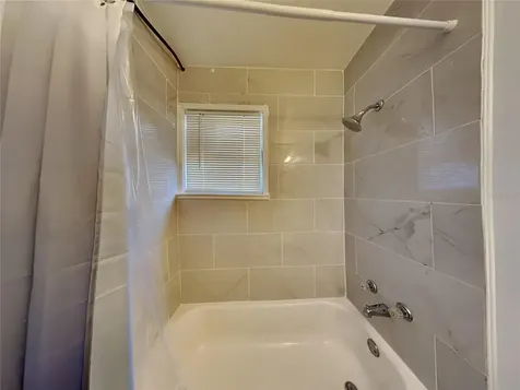 343 Pleasant Street Daytona Beach FL 32114
