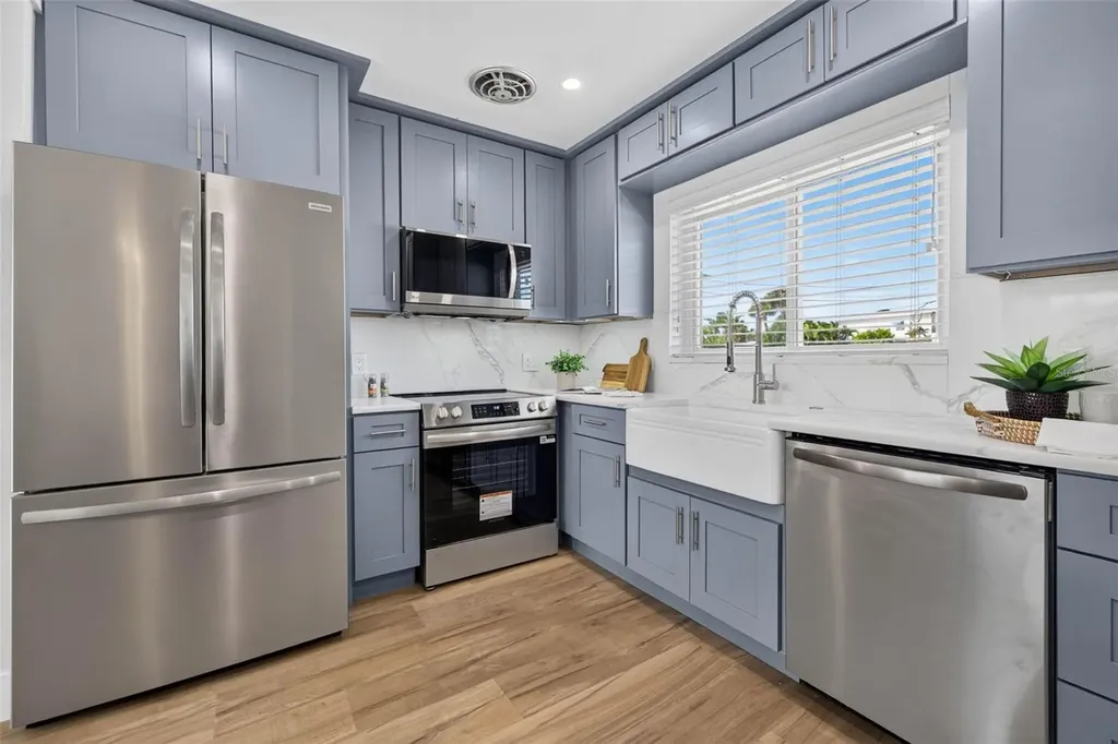 8651 Gulf Boulevard St Pete Beach FL 33706