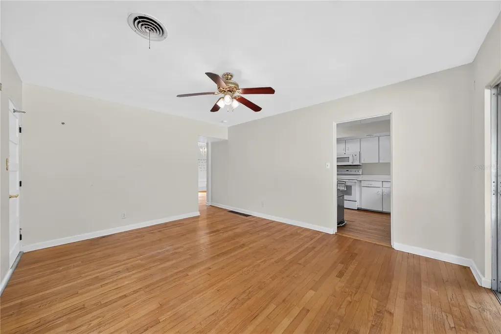 2406 Shoreham Road Orlando FL 32803