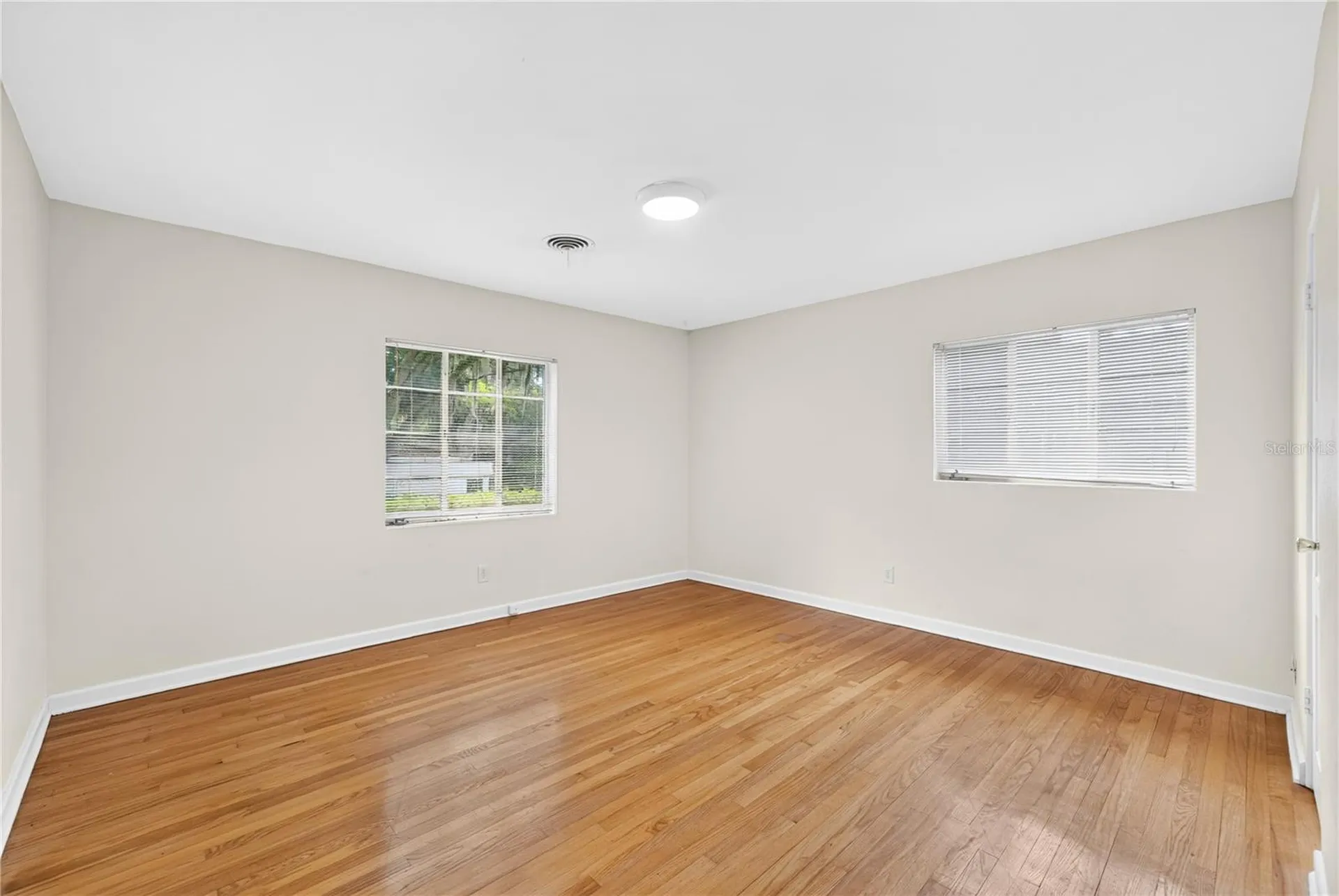 2406 Shoreham Road Orlando FL 32803