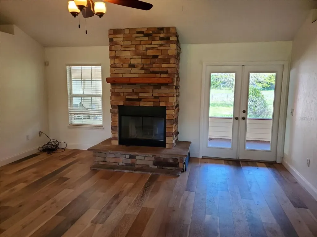22819 NW 209th Terrace High Springs FL 32643