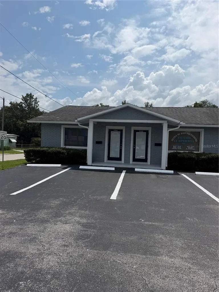 7154 Congress Street New Port Richey FL 34653