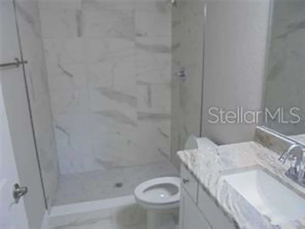 1 Fisher Terrace Trace Ocklawaha FL 32179