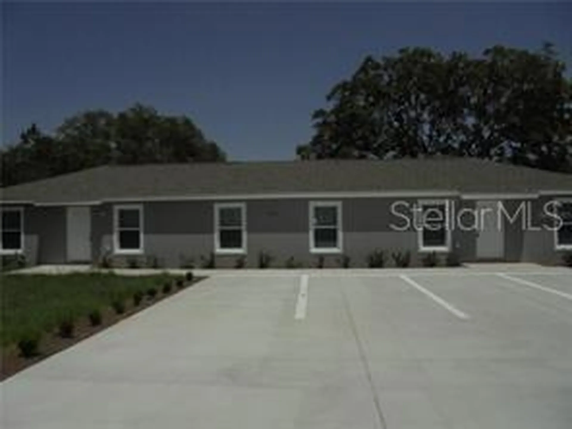 1 Fisher Terrace Trace Ocklawaha FL 32179