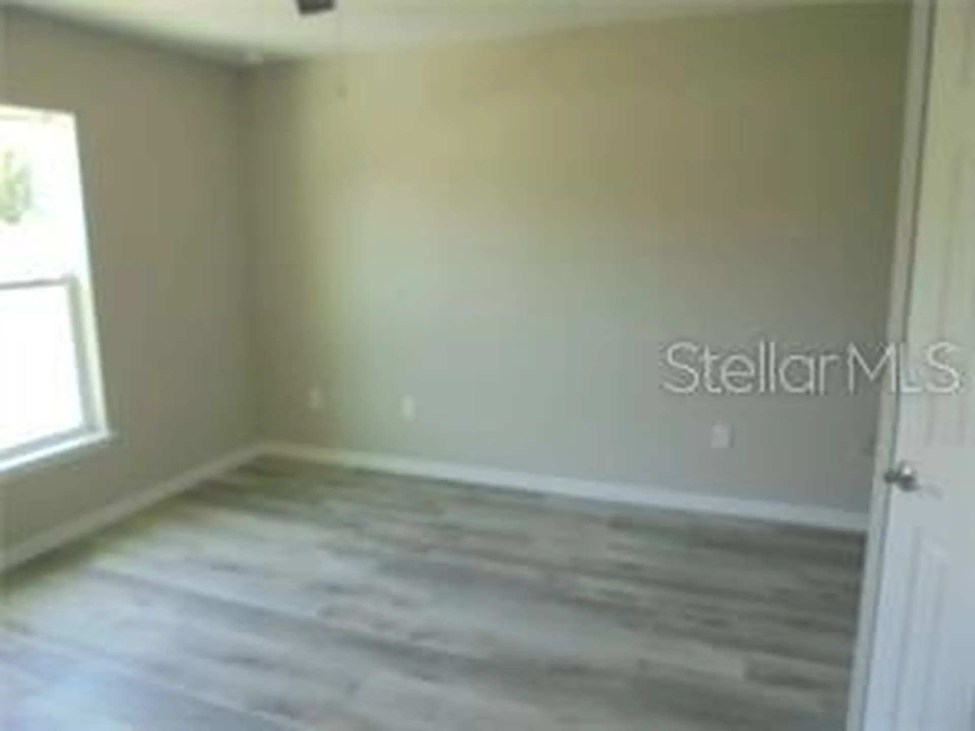 1 Fisher Terrace Trace Ocklawaha FL 32179