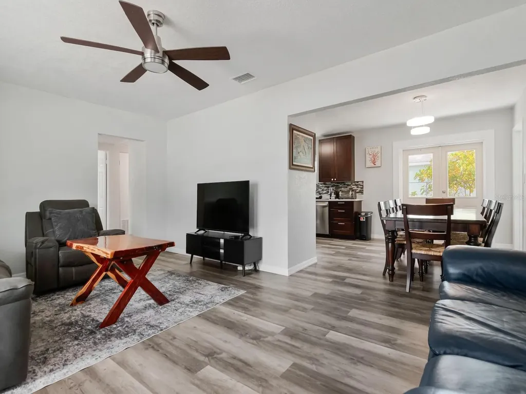 5939 9th Avenue S Gulfport FL 33707