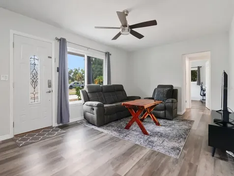 5939 9th Avenue S Gulfport FL 33707