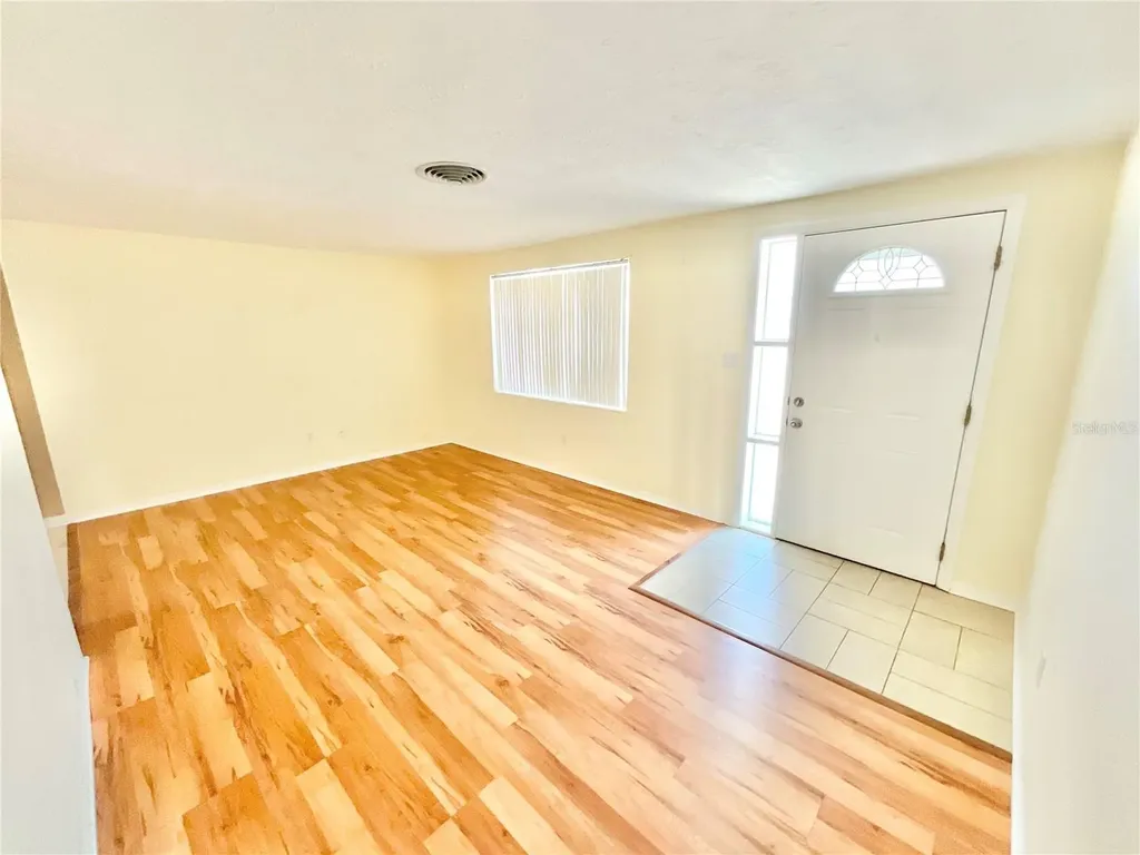 4750 Gaslight Avenue Holiday FL 34690