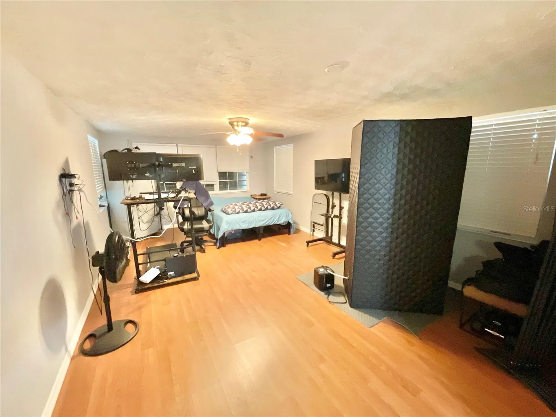 4750 Gaslight Avenue Holiday FL 34690