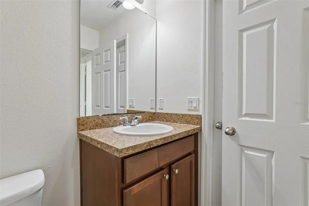 12255 Stone Bark Trail Orlando FL 32824