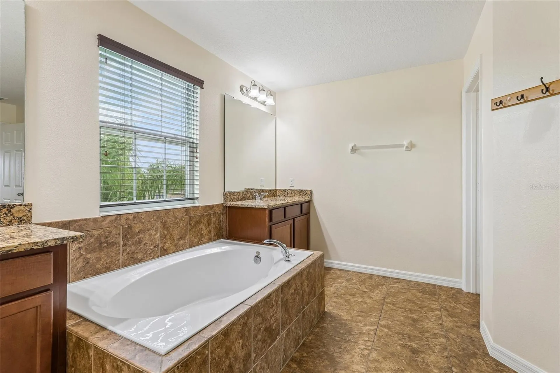 12255 Stone Bark Trail Orlando FL 32824