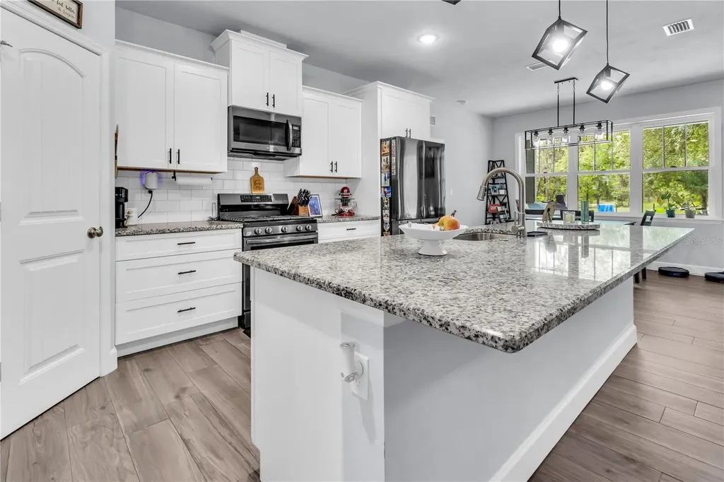 8069 NE 8th Place High Springs FL 32643