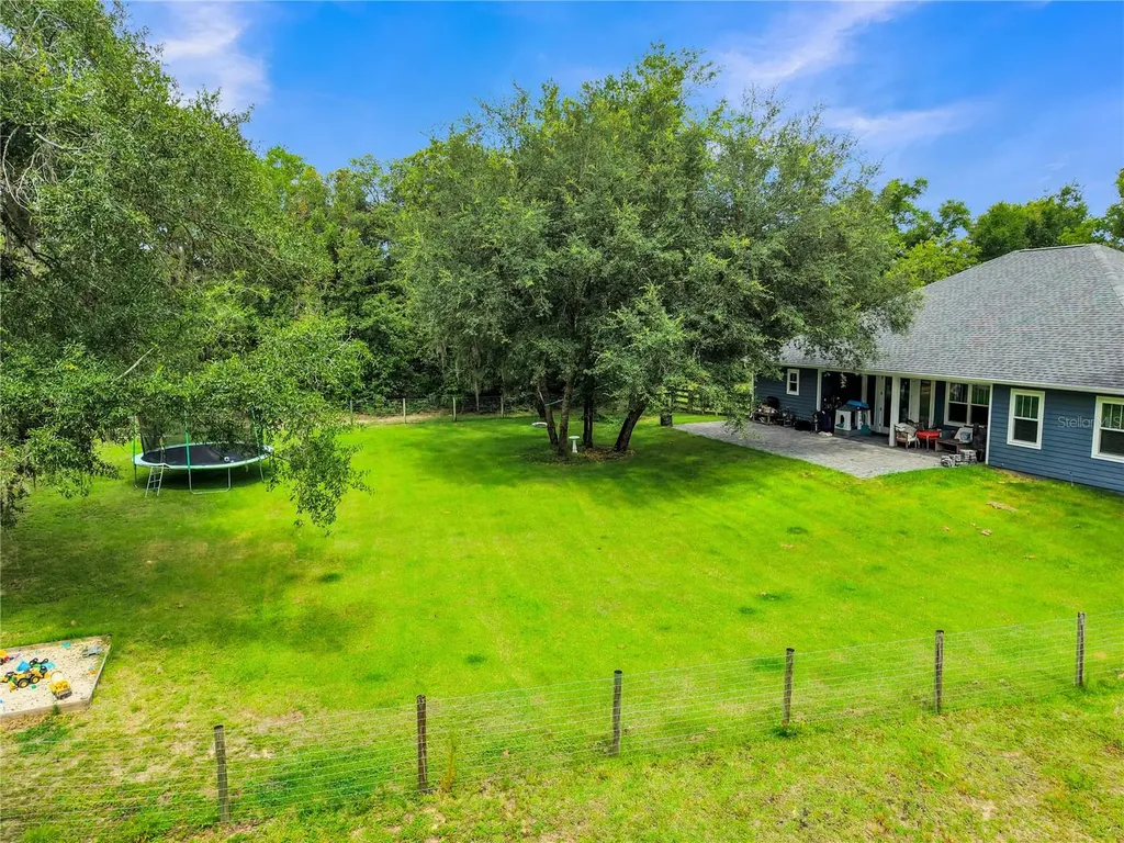 8069 NE 8th Place High Springs FL 32643