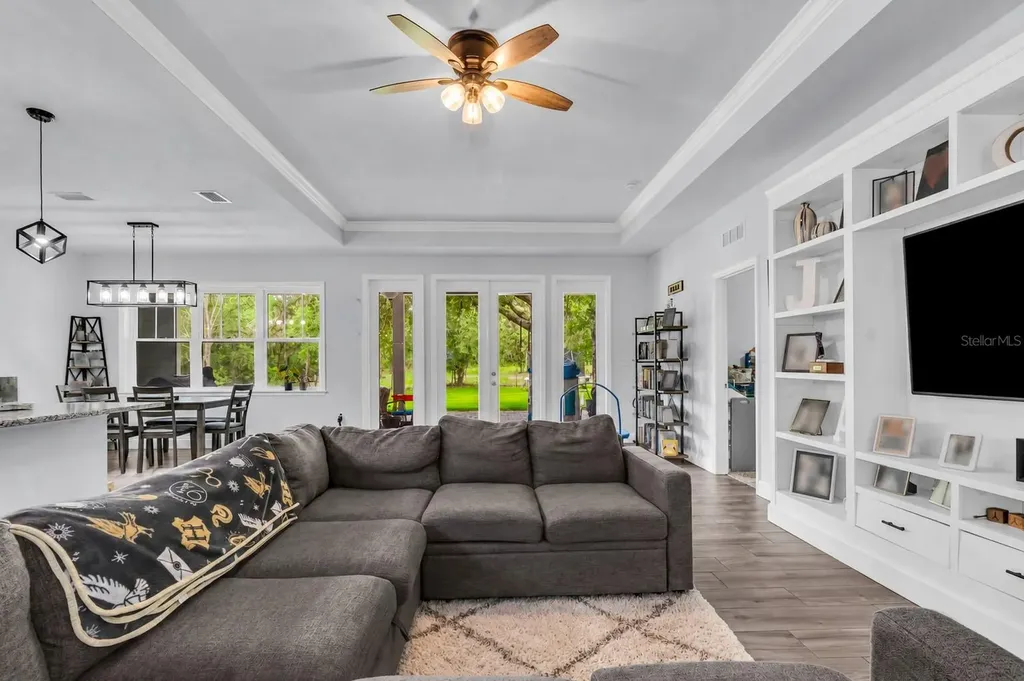 8069 NE 8th Place High Springs FL 32643
