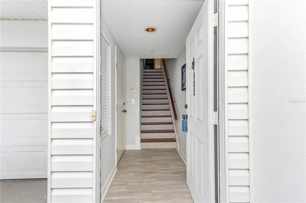 320 Island Way Clearwater Beach FL 33767