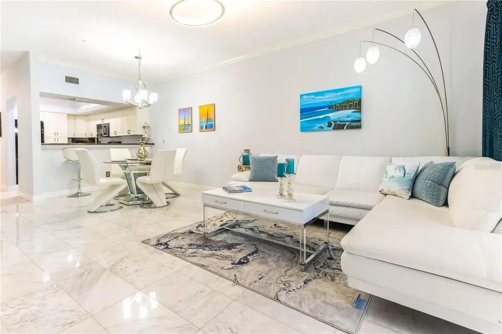 320 Island Way Clearwater Beach FL 33767