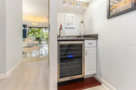 320 Island Way Clearwater Beach FL 33767