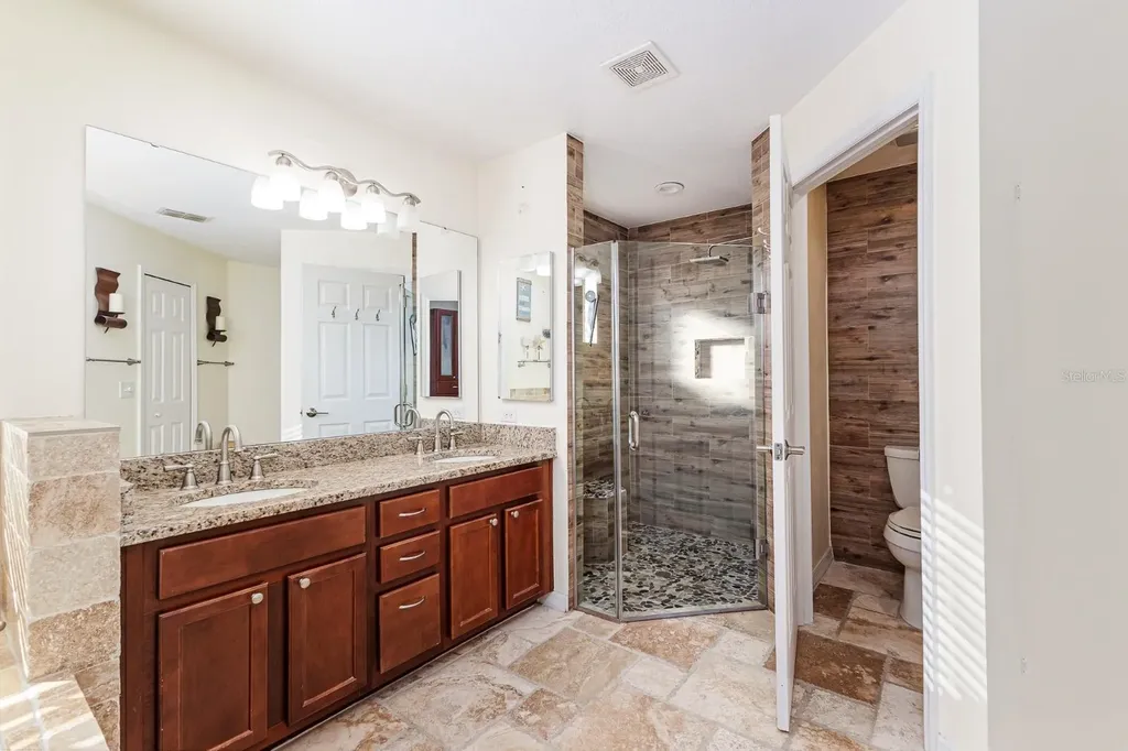 7233 Wakeview Drive Davenport FL 33896