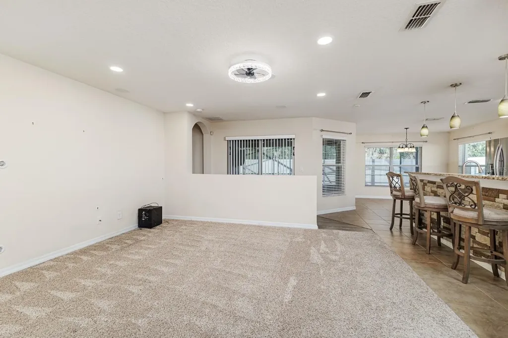 7233 Wakeview Drive Davenport FL 33896