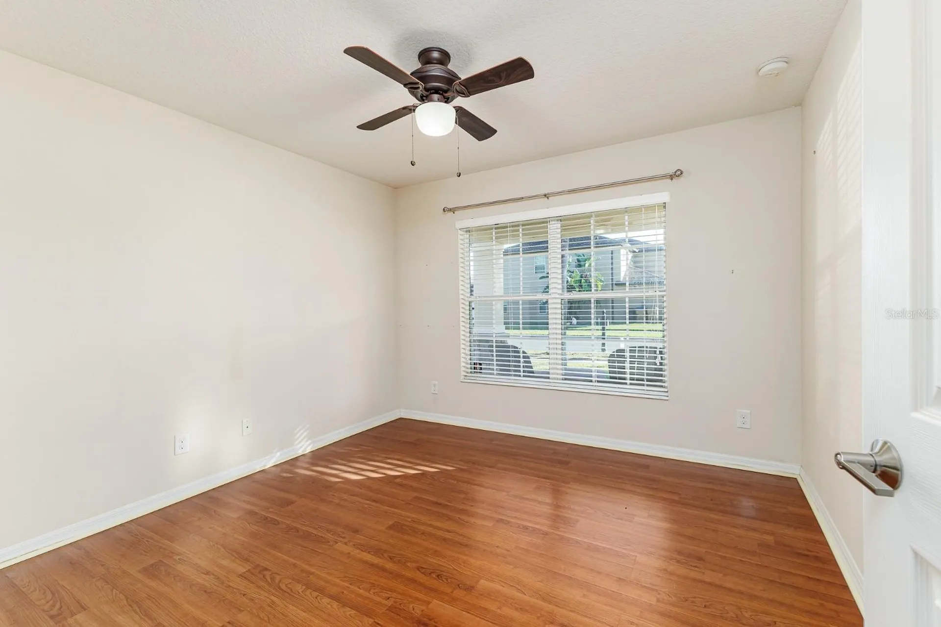 7233 Wakeview Drive Davenport FL 33896