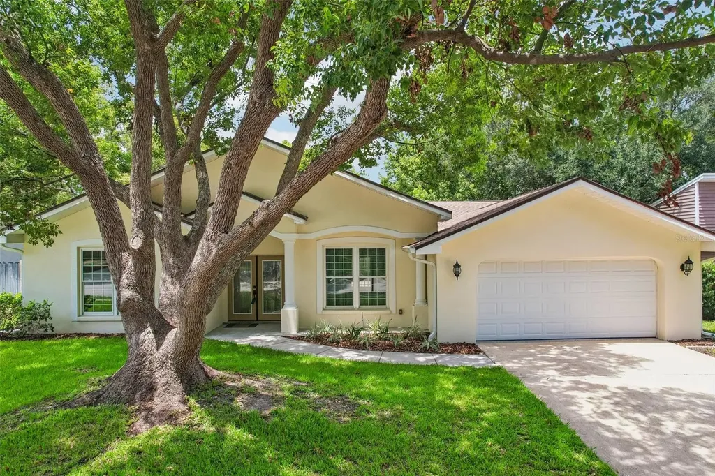 818 Village Way Palm Harbor FL 34683