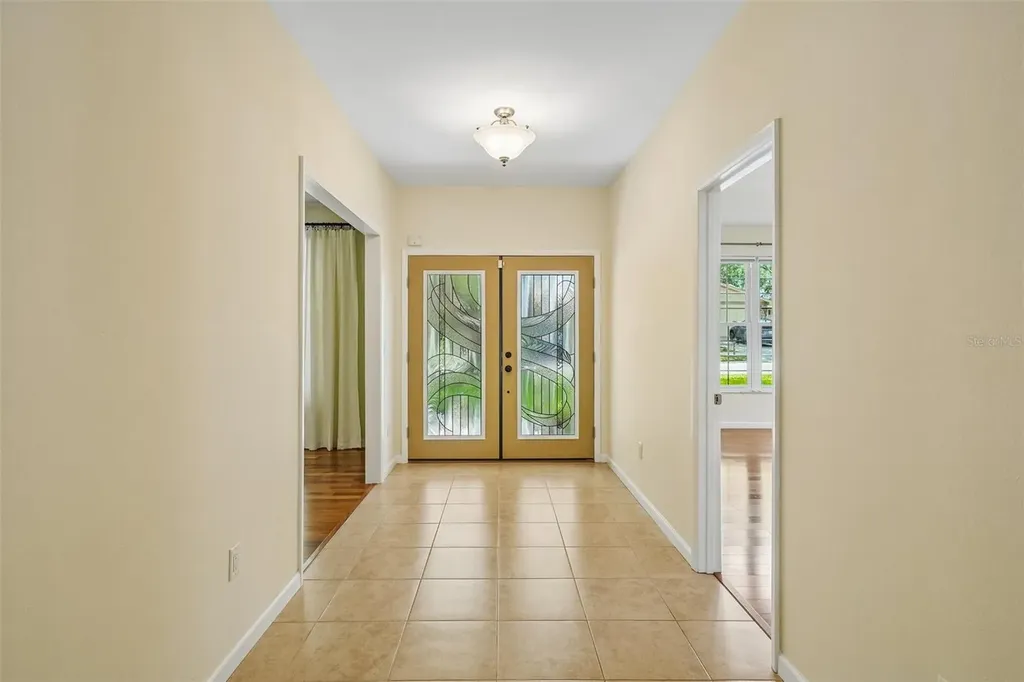 818 Village Way Palm Harbor FL 34683