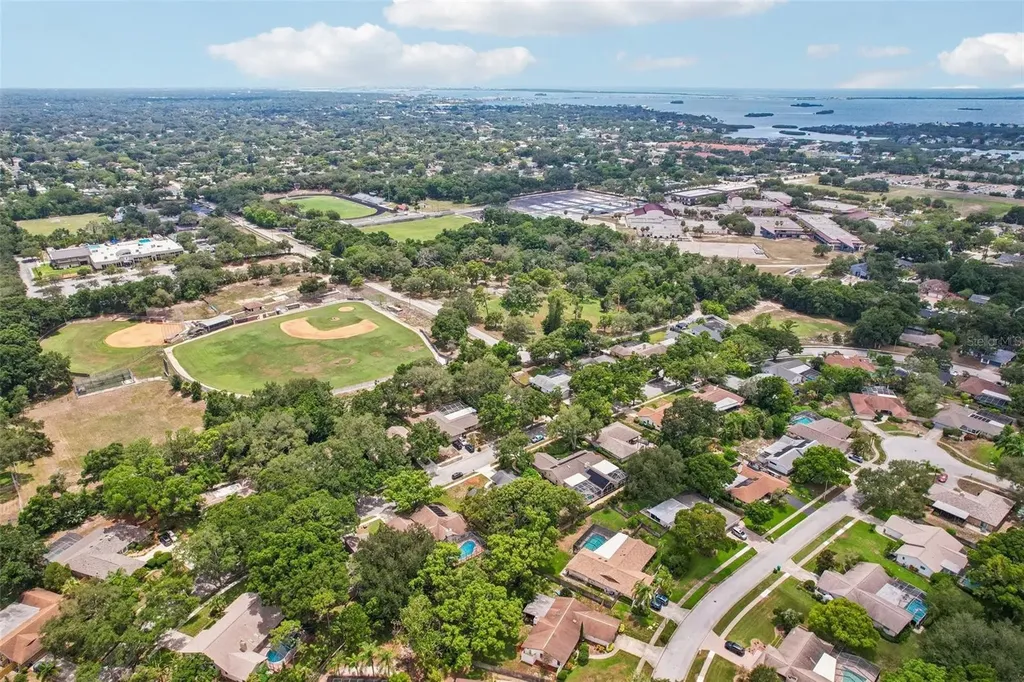 818 Village Way Palm Harbor FL 34683