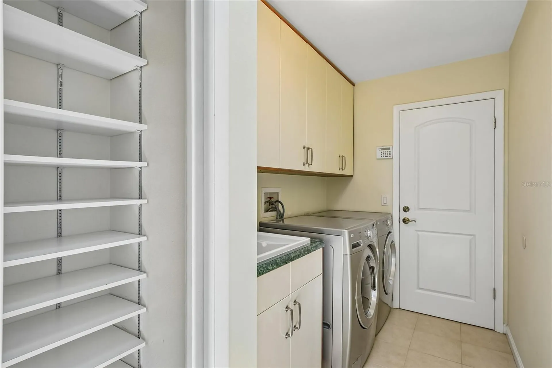 818 Village Way Palm Harbor FL 34683