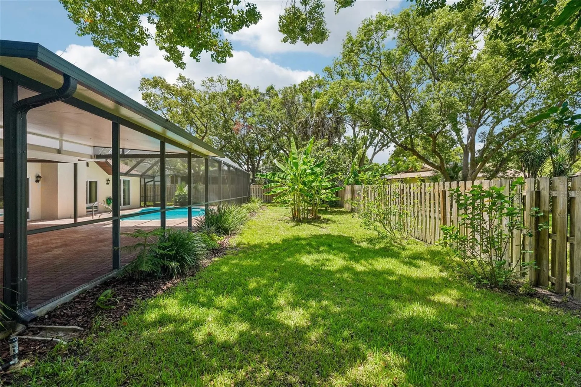 818 Village Way Palm Harbor FL 34683