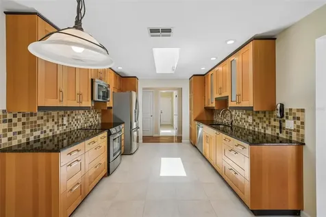 818 Village Way Palm Harbor FL 34683
