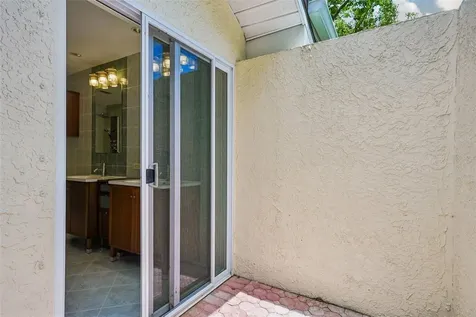 818 Village Way Palm Harbor FL 34683