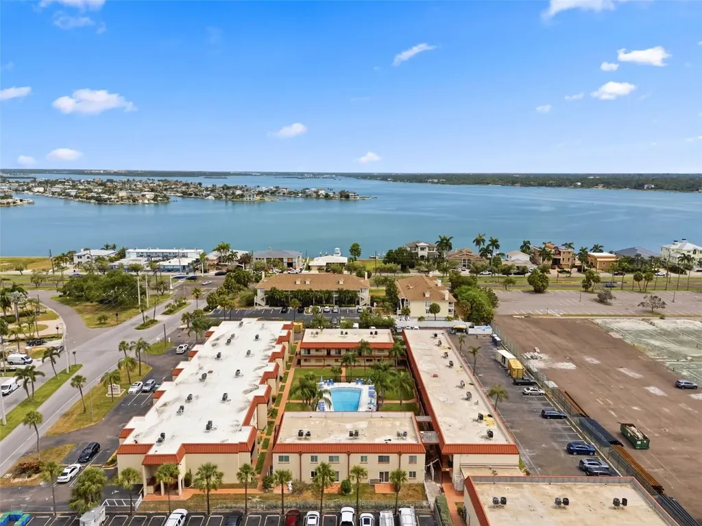 10365 Paradise Boulevard Treasure Island FL 33706