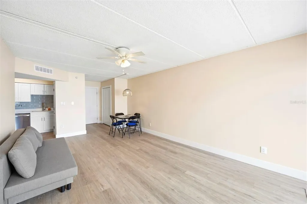 10365 Paradise Boulevard Treasure Island FL 33706