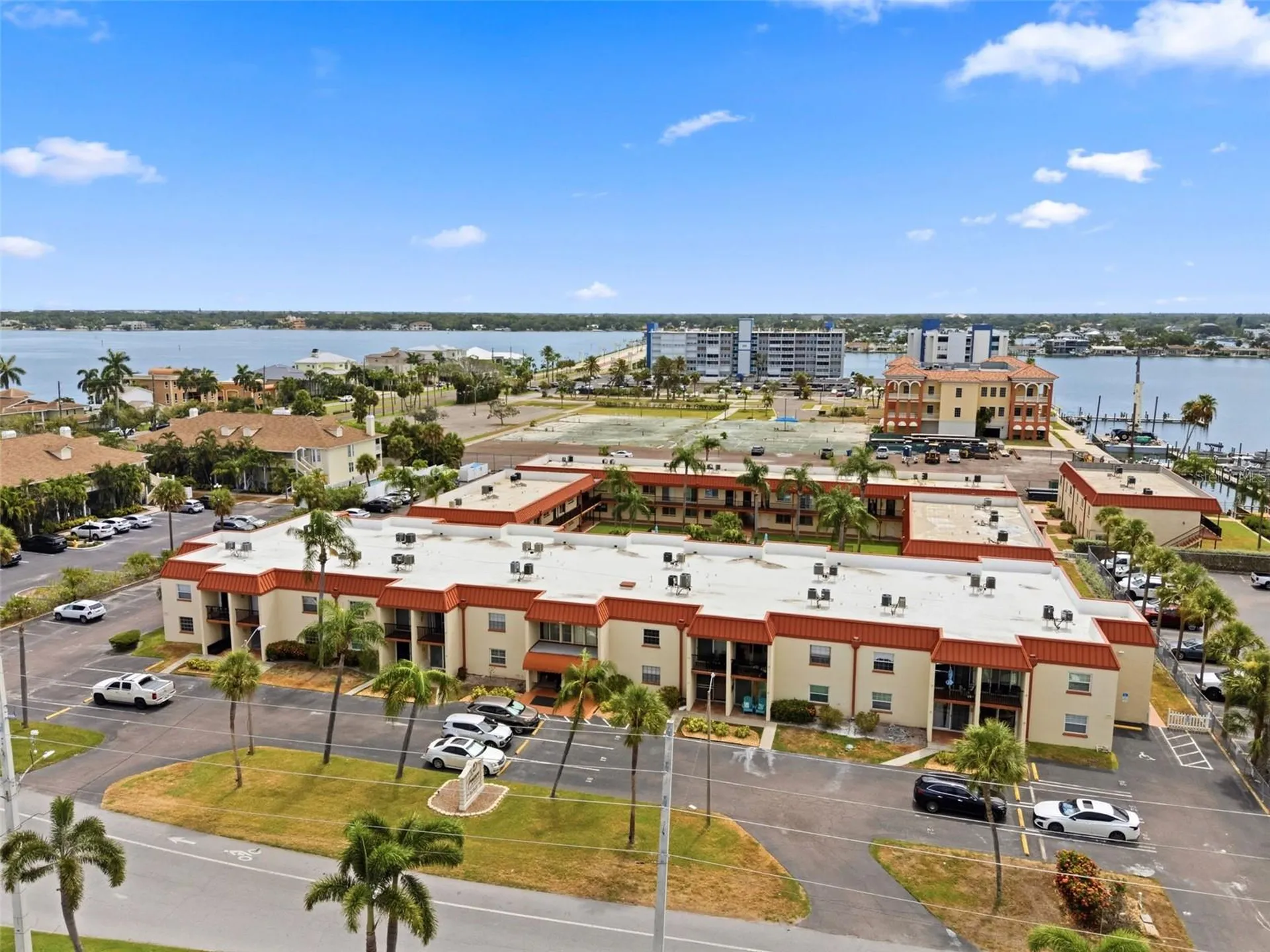 10365 Paradise Boulevard Treasure Island FL 33706