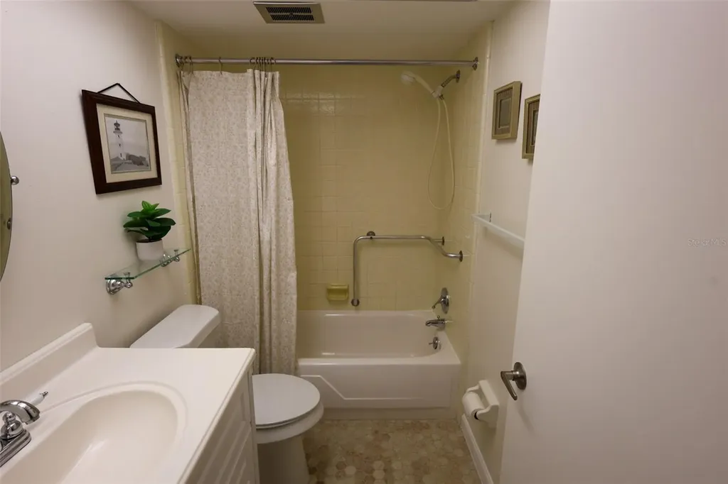 1235 S Highland Avenue Clearwater FL 33756
