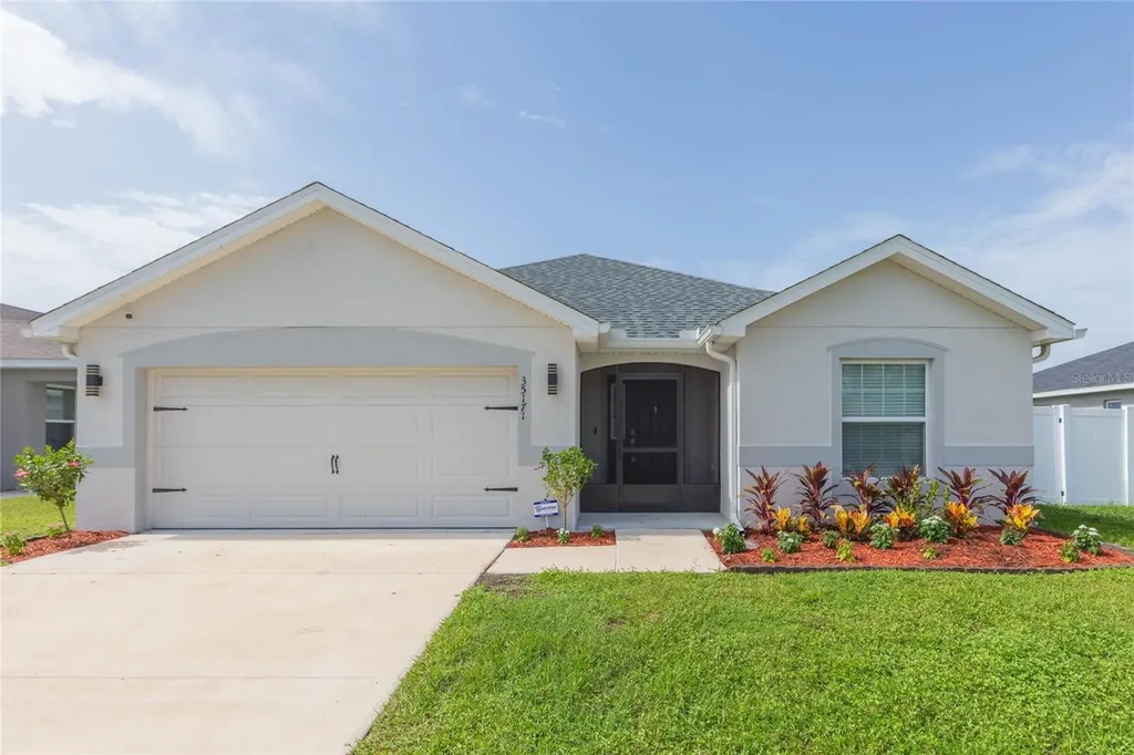 35171 Crescent Creek Drive Zephyrhills FL 33541