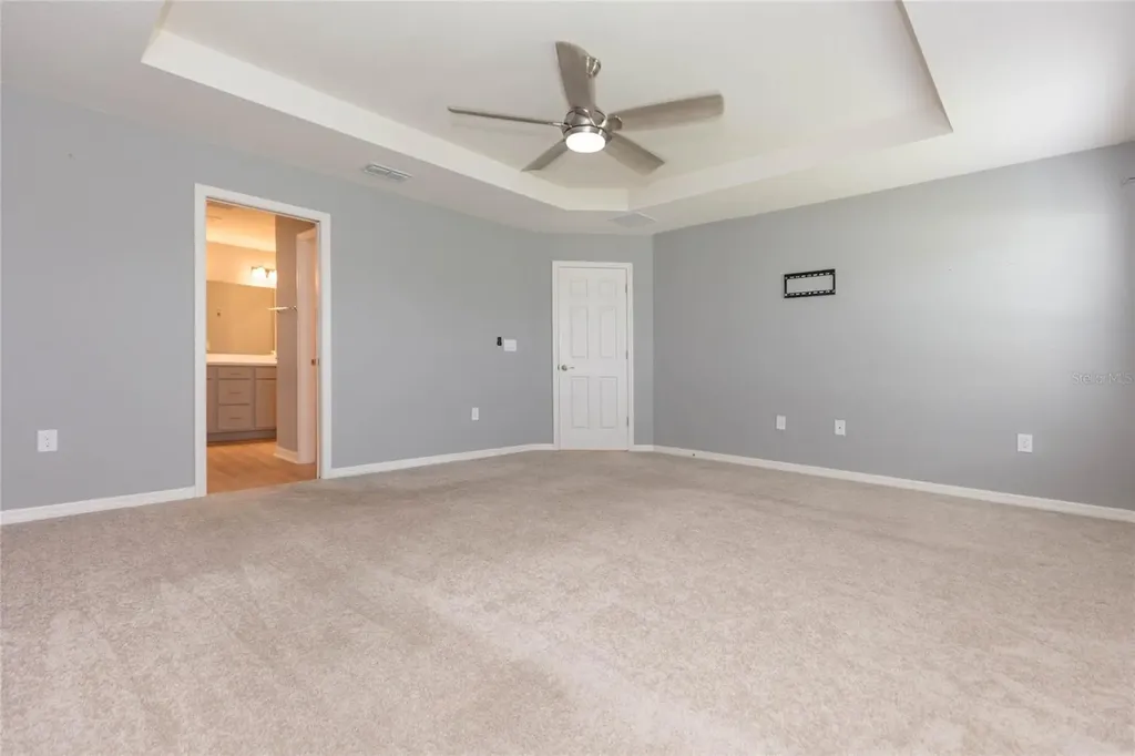 35171 Crescent Creek Drive Zephyrhills FL 33541
