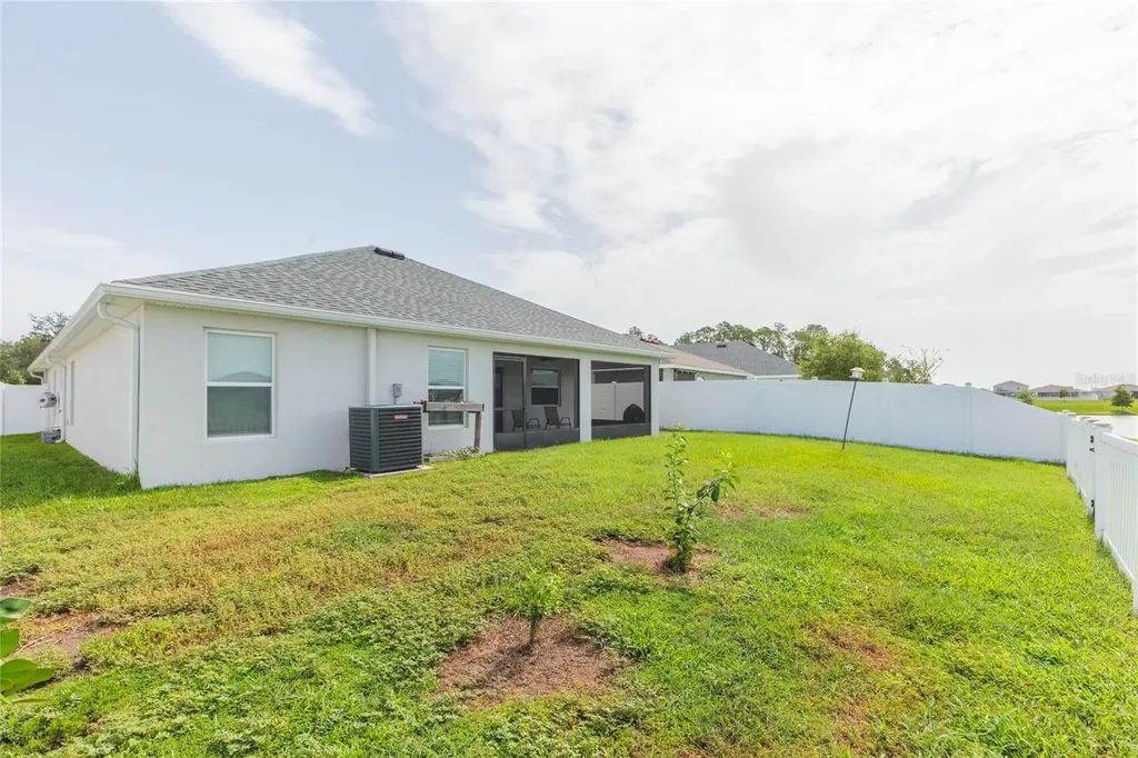35171 Crescent Creek Drive Zephyrhills FL 33541