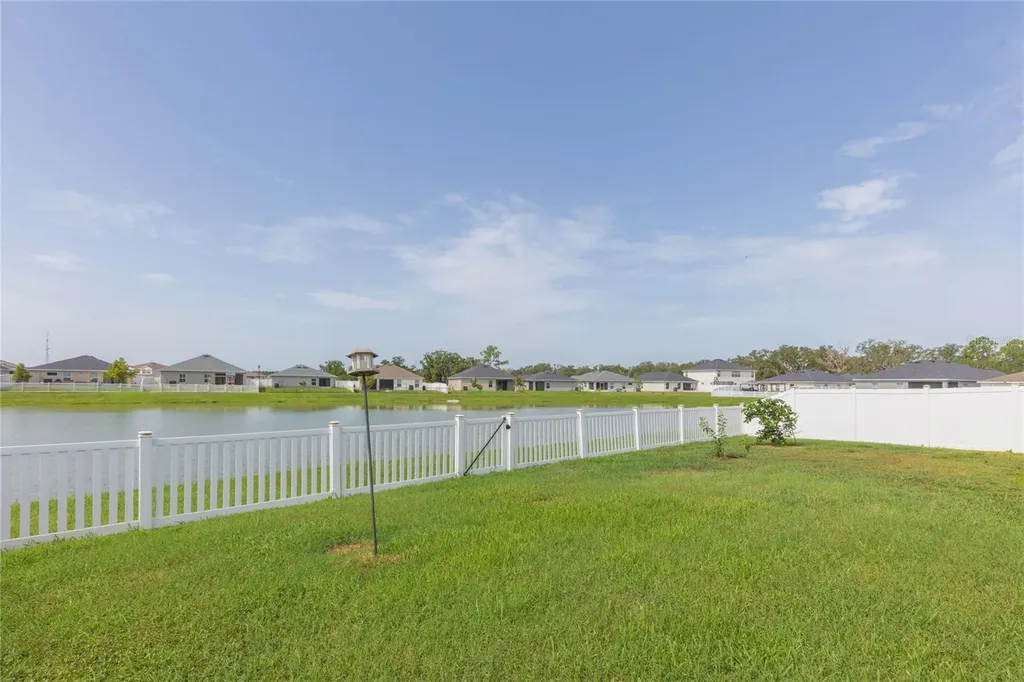 35171 Crescent Creek Drive Zephyrhills FL 33541