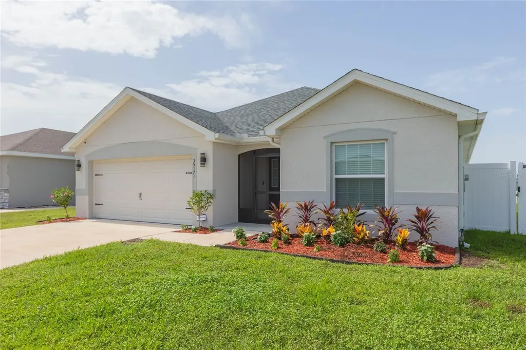 35171 Crescent Creek Drive Zephyrhills FL 33541