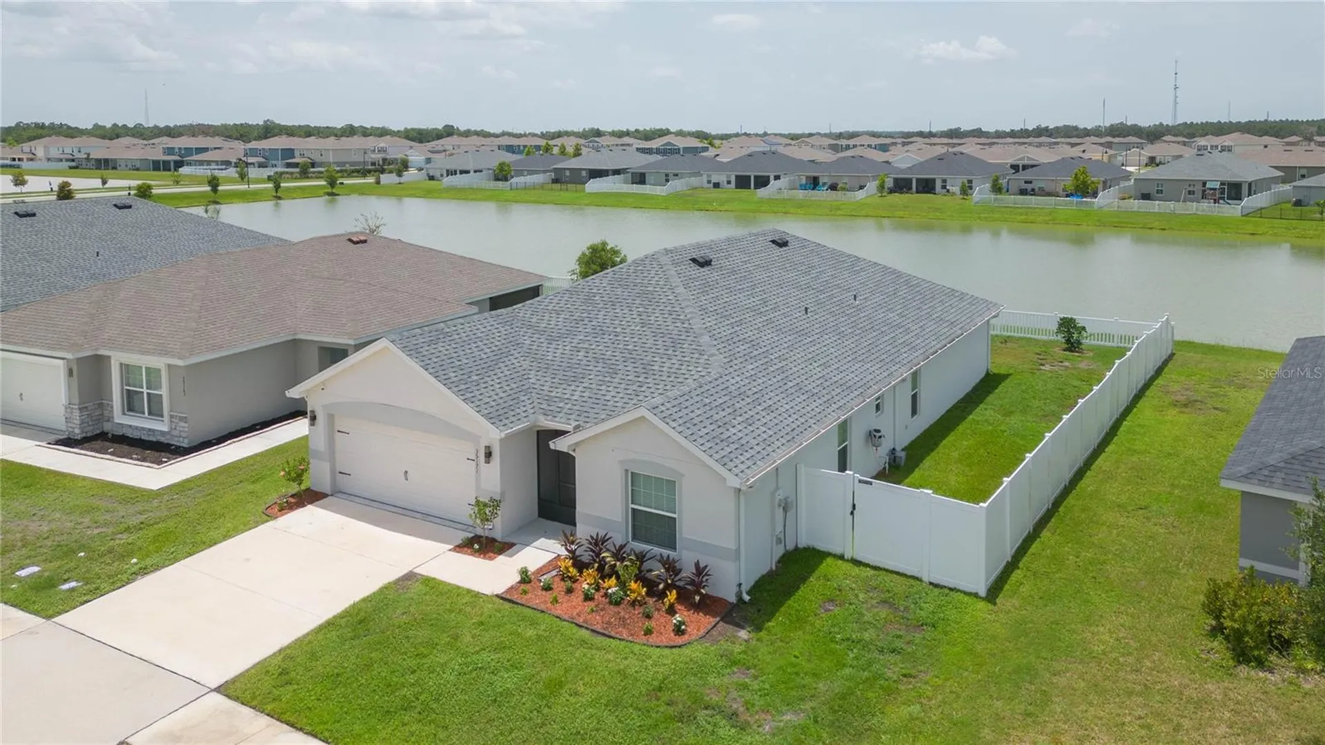 35171 Crescent Creek Drive Zephyrhills FL 33541