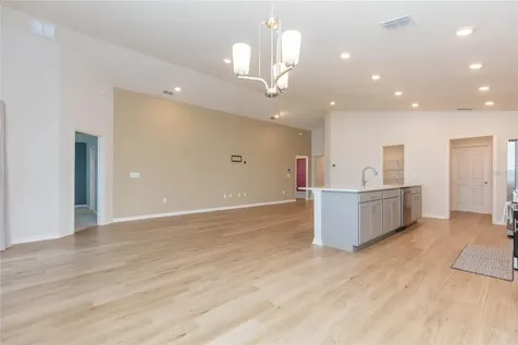 35171 Crescent Creek Drive Zephyrhills FL 33541