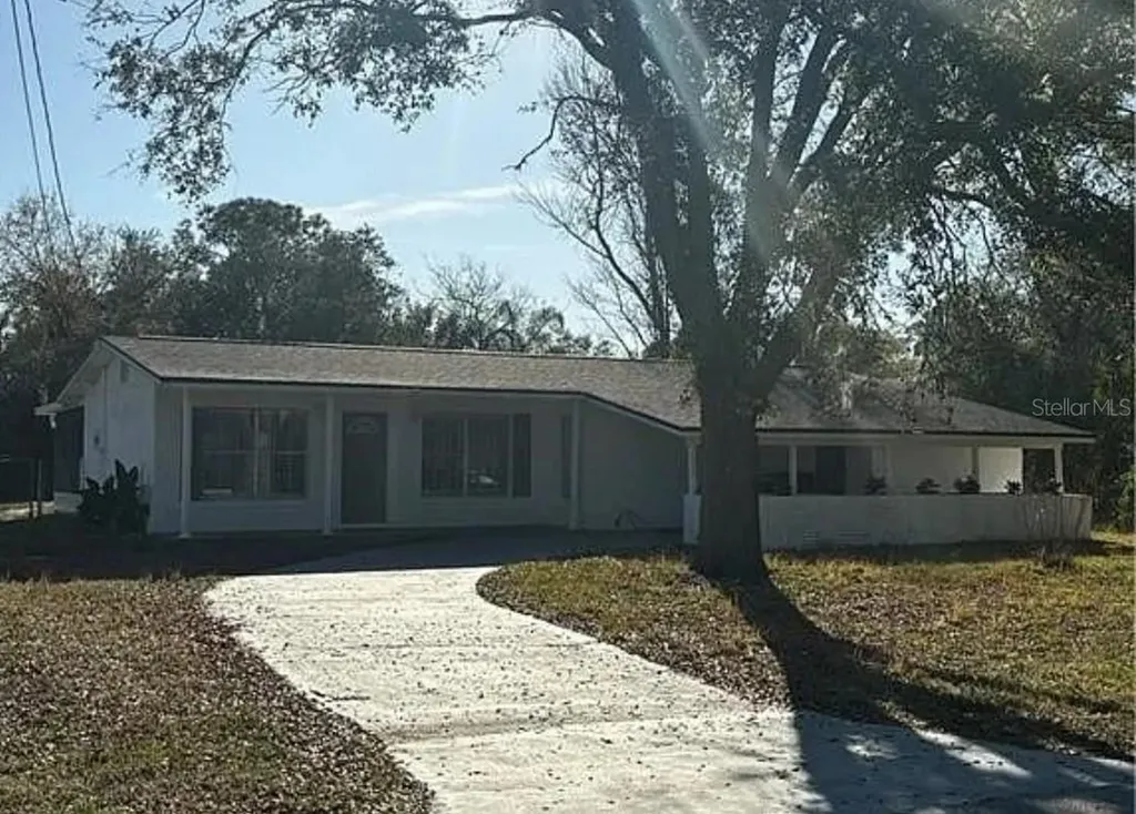 1619 Chatsworth Street Lake Placid FL 33852
