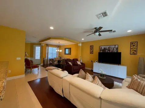 1316 Gilford Point Lane Davenport FL 33896