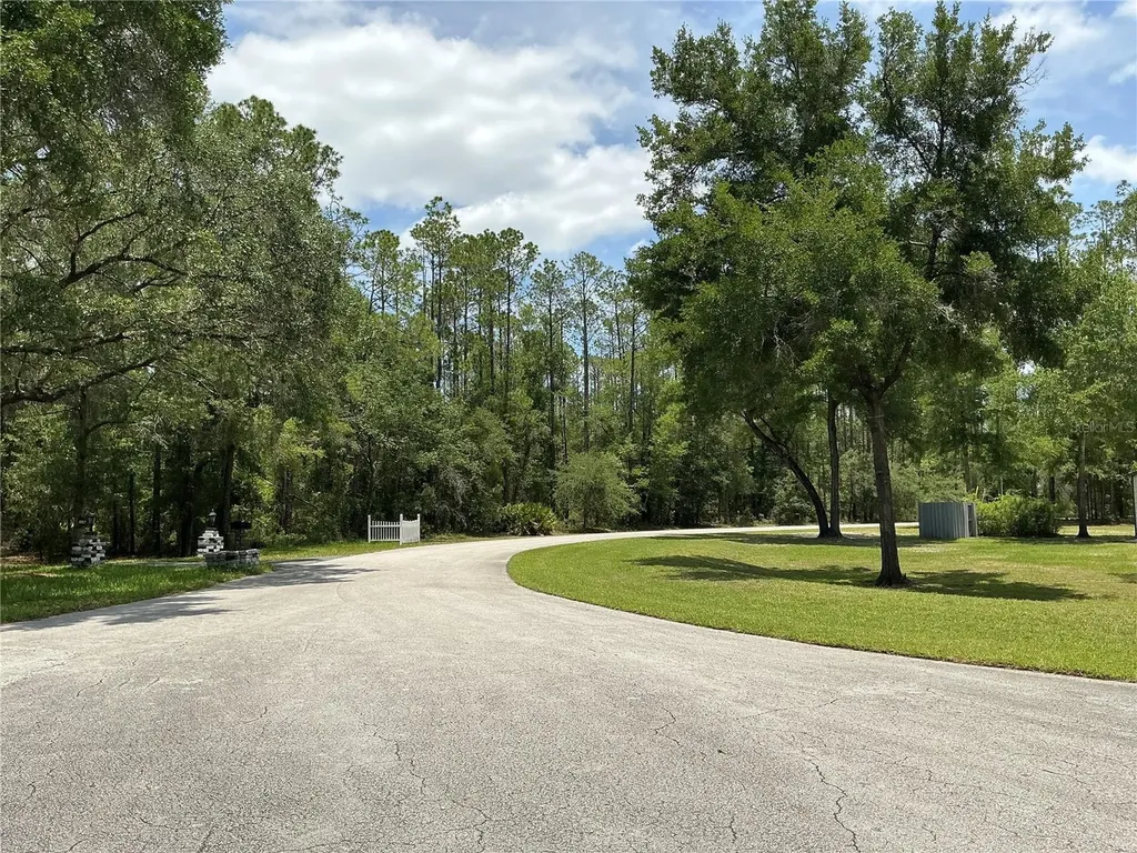 SW 90th Place Dunnellon FL 34431