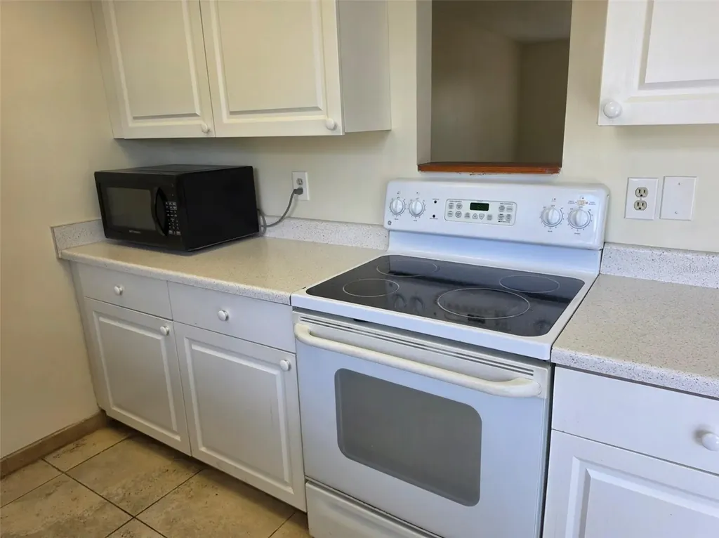 7450 Wynnewood Square Winter Park FL 32792